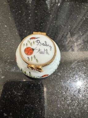 Baby Teeth Trinket Box - White with Red Ladybug Accent